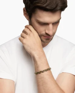 Streamline® Oval Link Bracelet 18K Yellow Gold with Forged Carbon, 8.5mm