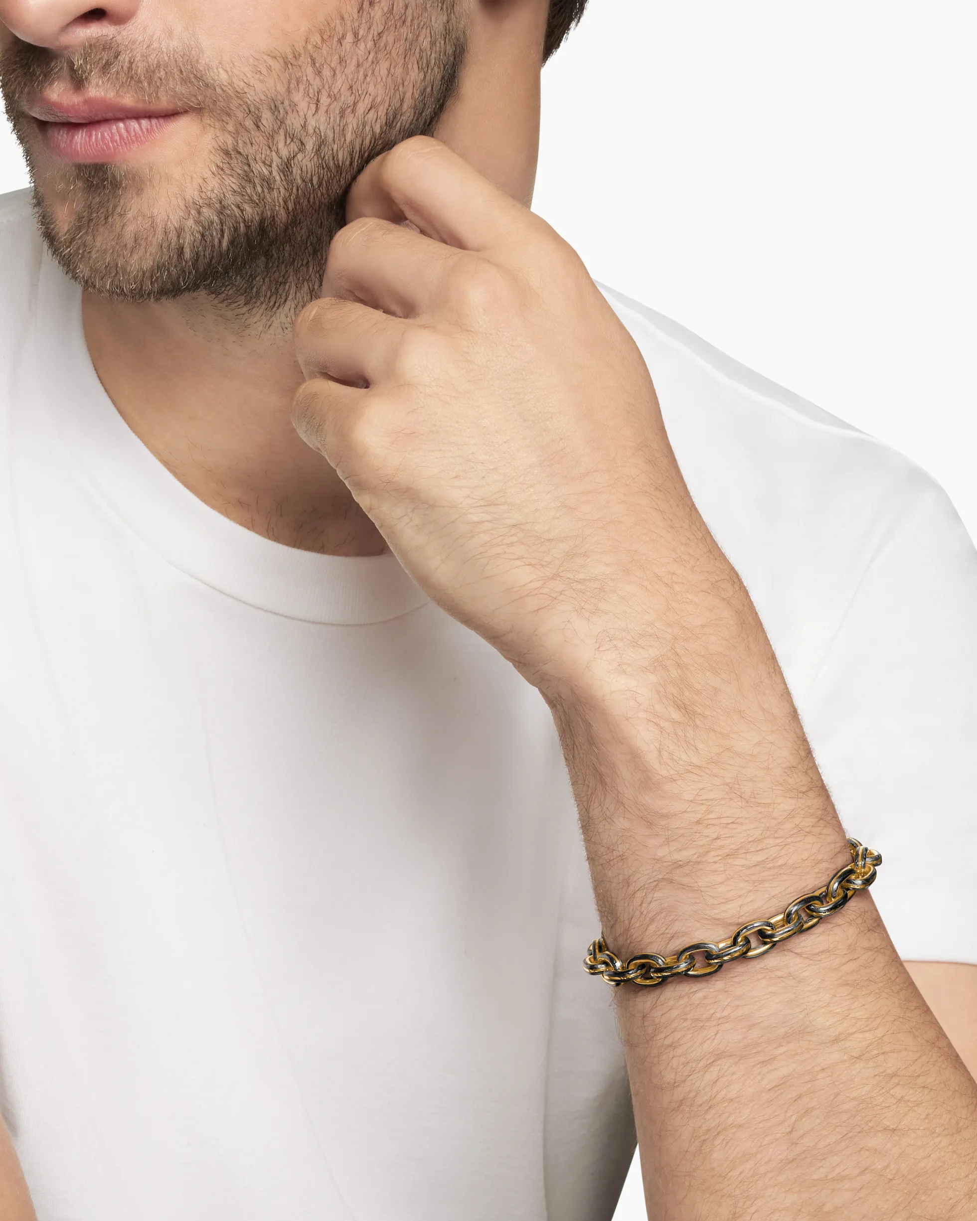 Streamline® Oval Link Bracelet 18K Yellow Gold with Forged Carbon, 8.5mm
