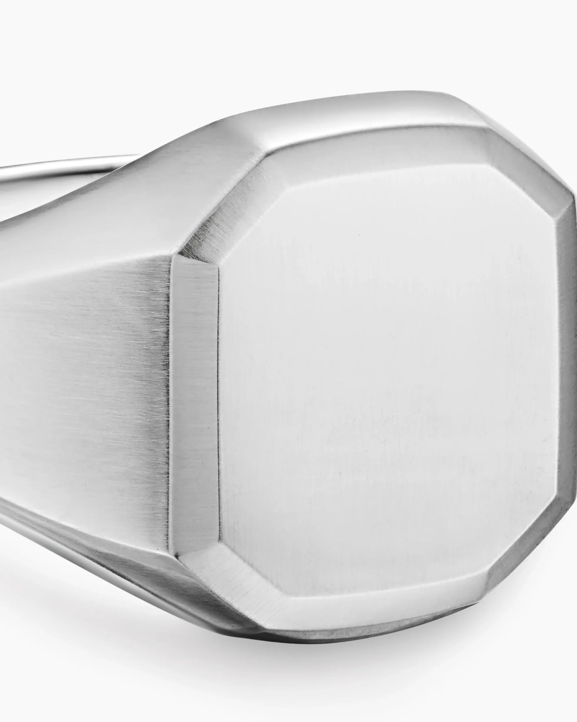 Streamline® Signet Ring Platinum, 18mm