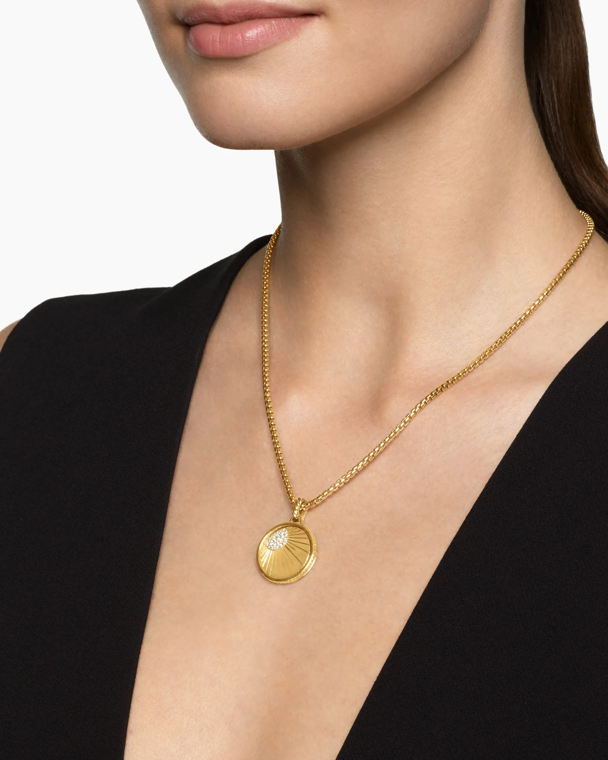Sun and Moon Duality Pendant 18K Yellow Gold with Navy Enamel and Diamonds, 22.3mm