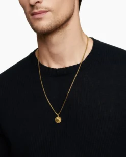 Taurus Amulet 18K Yellow Gold, 17mm