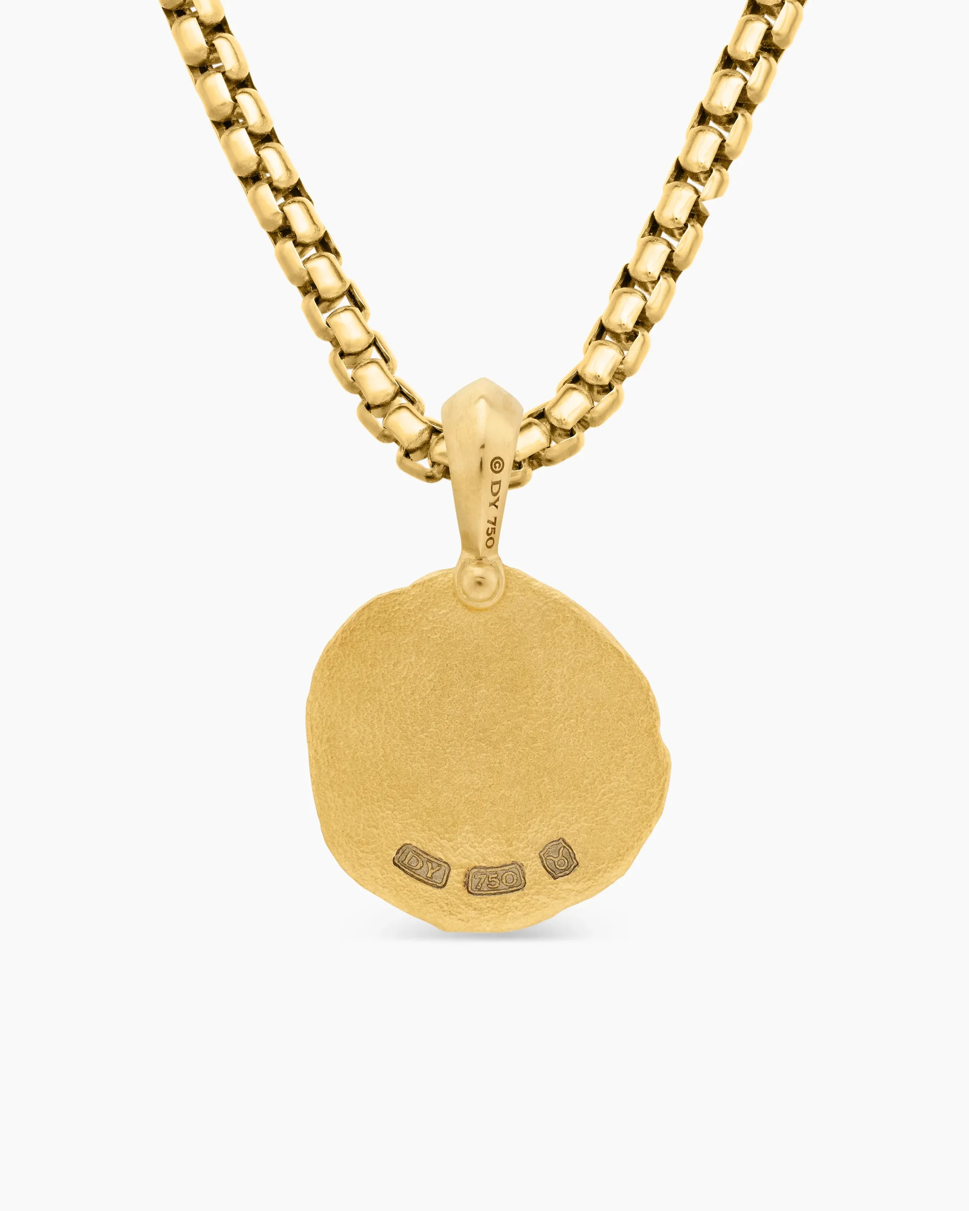 Taurus Amulet 18K Yellow Gold, 17mm