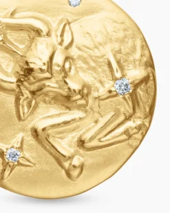 Taurus Amulet 18K Yellow Gold with Diamonds, 19mm